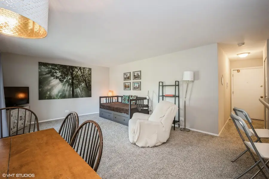 4 Oak Creek Drive #1504, Buffalo Grove, IL 60089 - #3