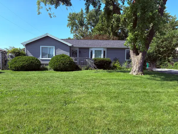 7756 W 81st Place, Bridgeview, IL 60455