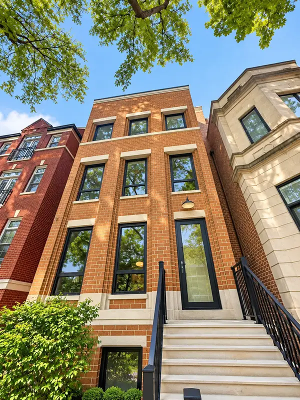 1834 N Hudson Avenue #2, Chicago, IL 60614
