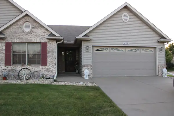 416 Kevin Road #416, Blue Grass, IA 52726