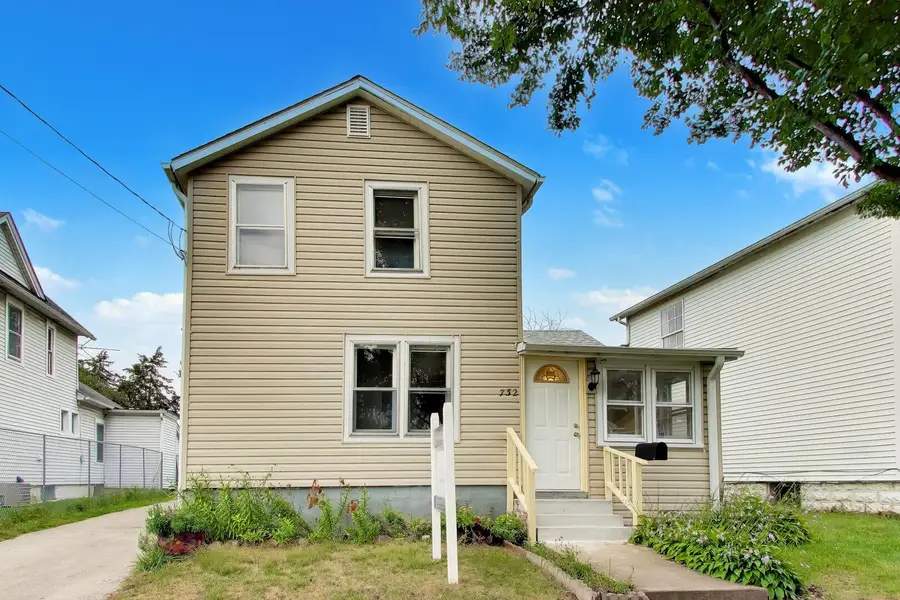 732 Grove Street, Aurora, IL 60505 - #2