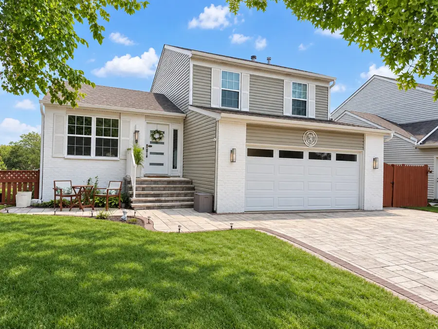 1423 Pioneer Court, Waukegan, IL 60085 - #2