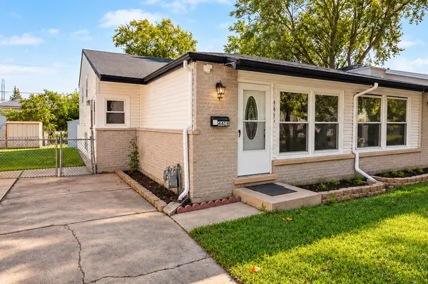 441 N 4th Avenue #B, Des Plaines, IL 60016