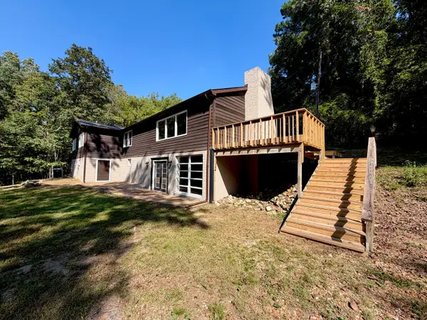 378 Contentment Road, Makanda, IL 62958