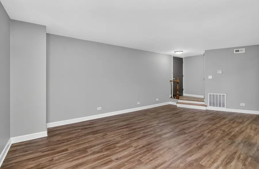 1657 Dover Court #C, Wheaton, IL 60189 - #2