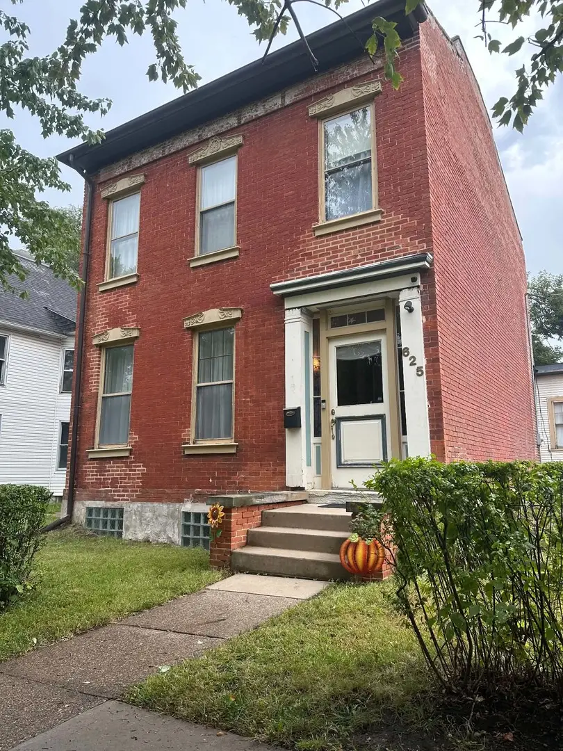 625 23rd Street, Rock Island, IL 61201 - #1