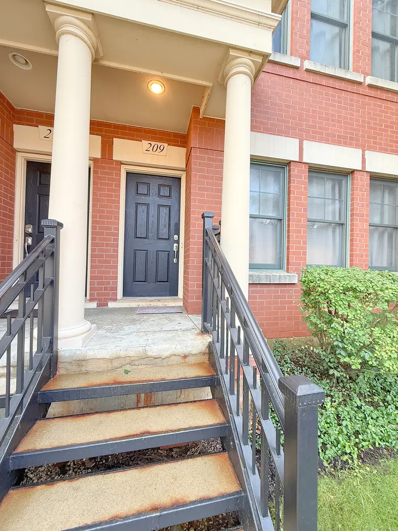 209 Prairie Street #209, Elgin, IL 60120 - #2