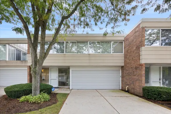 133 Avon Road, Northbrook, IL 60062