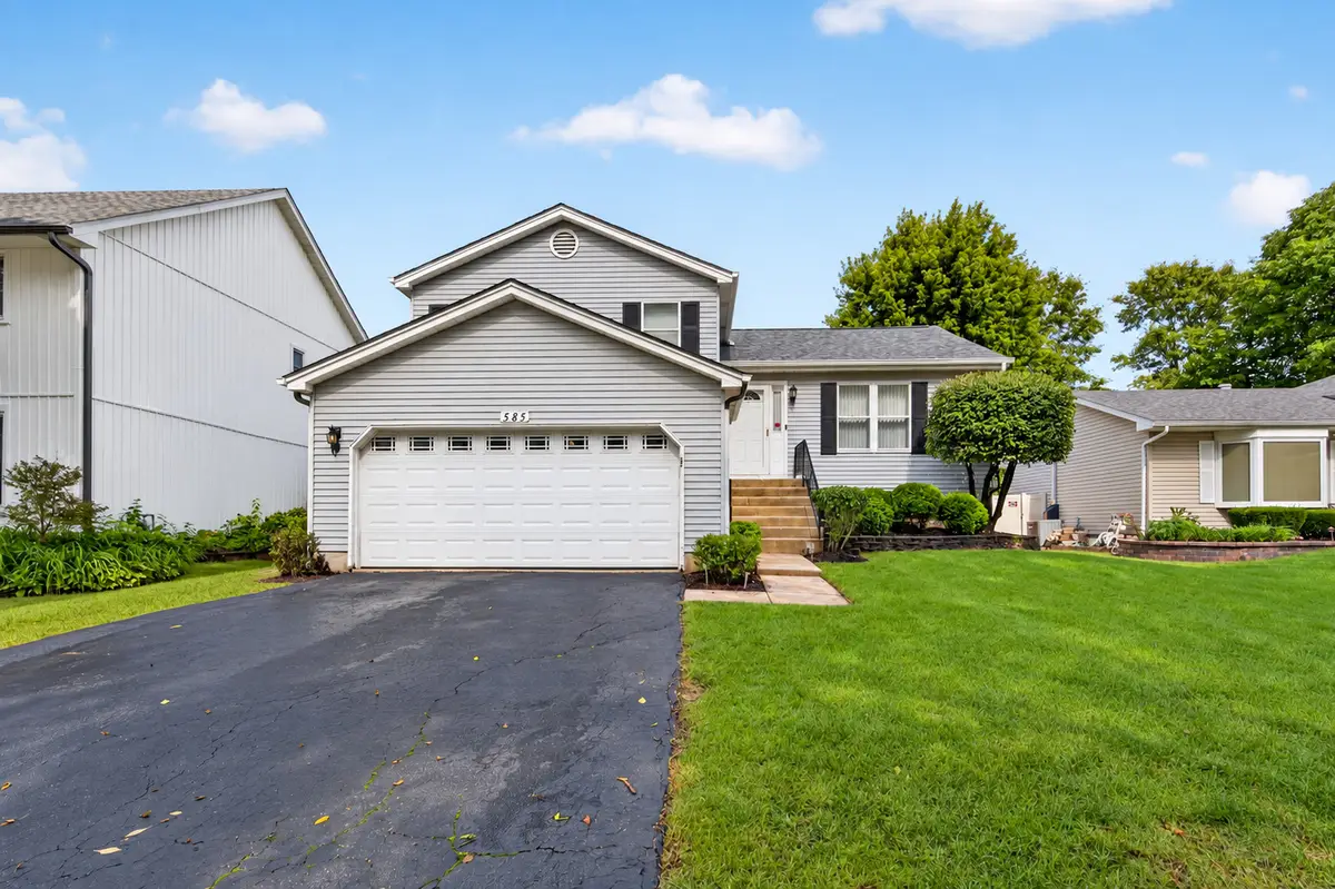 585 Beaconsfield Avenue, Naperville, IL 60565 - #1
