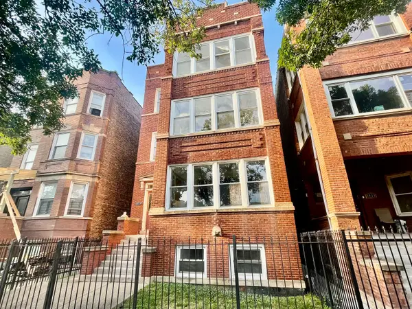 4936 W Washington Boulevard, Chicago, IL 60644