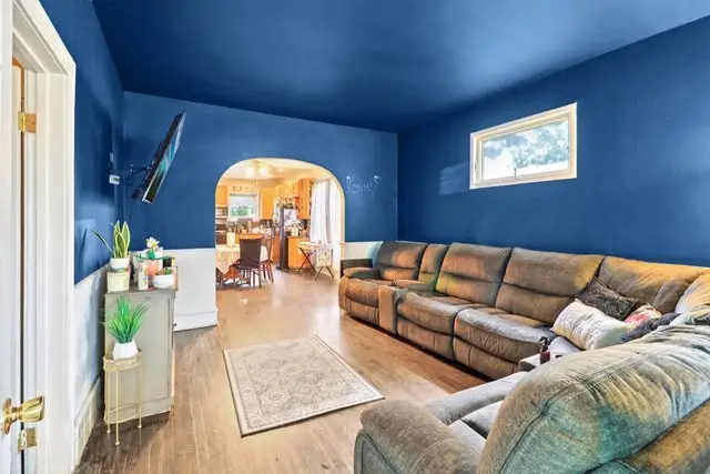 617 Hirsch Avenue, Calumet City, IL 60409 - #2
