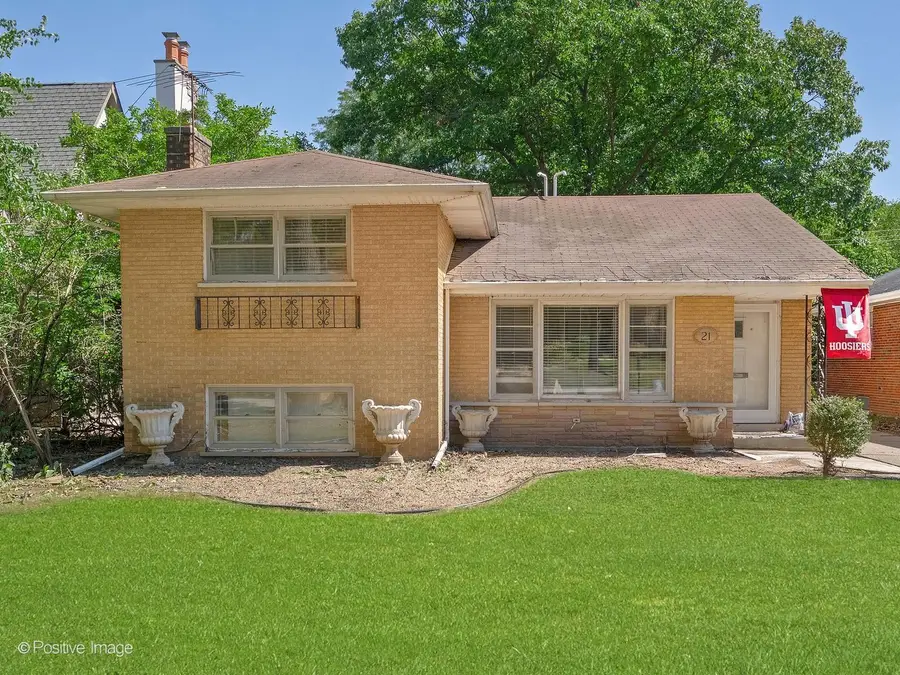 21 N Quincy Street, Hinsdale, IL 60521 - #3