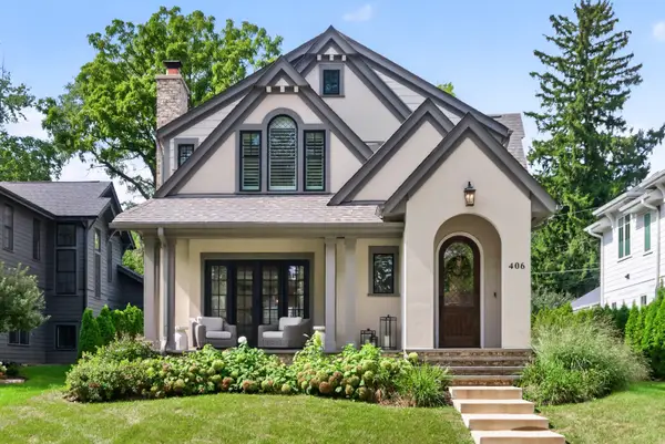 406 S River Lane, Geneva, IL 60134