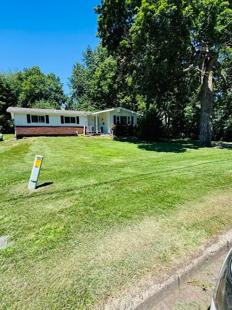 458 N West Street, Galesburg, IL 61401 - #1
