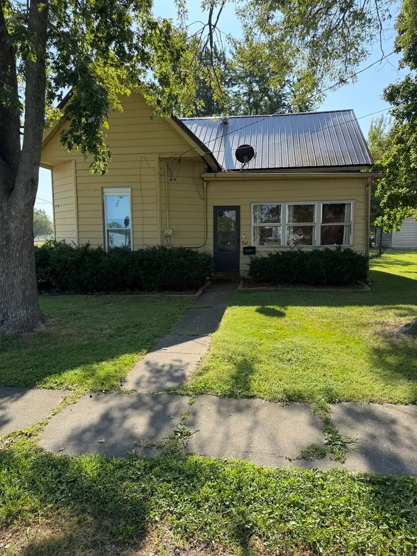 702 Penina Street, Pinckneyville, IL 62274 - #1
