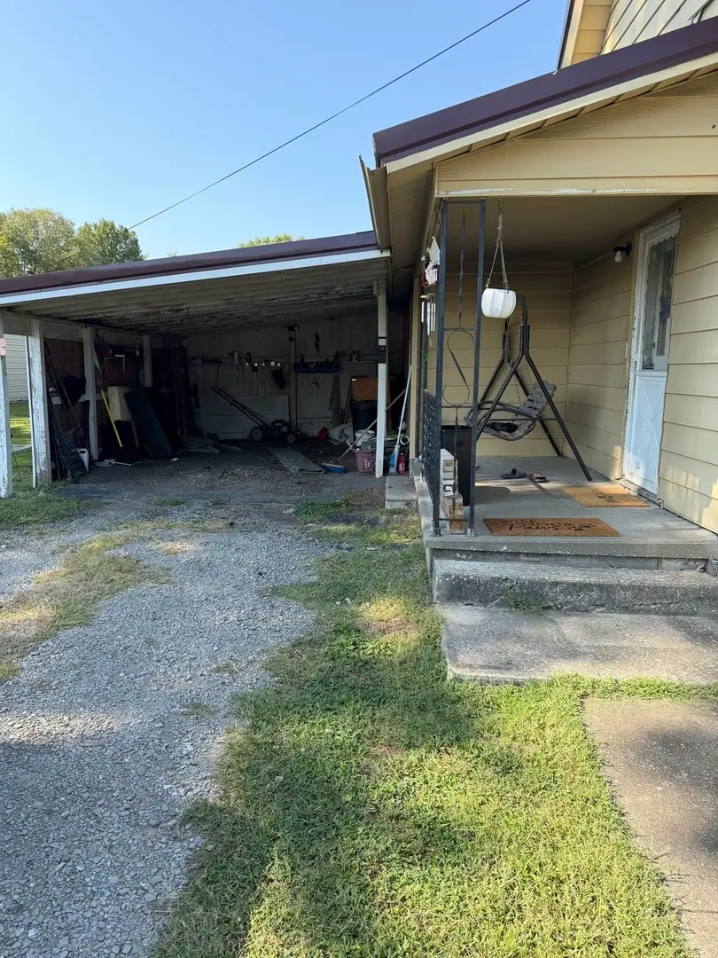 702 Penina Street, Pinckneyville, IL 62274 - #3