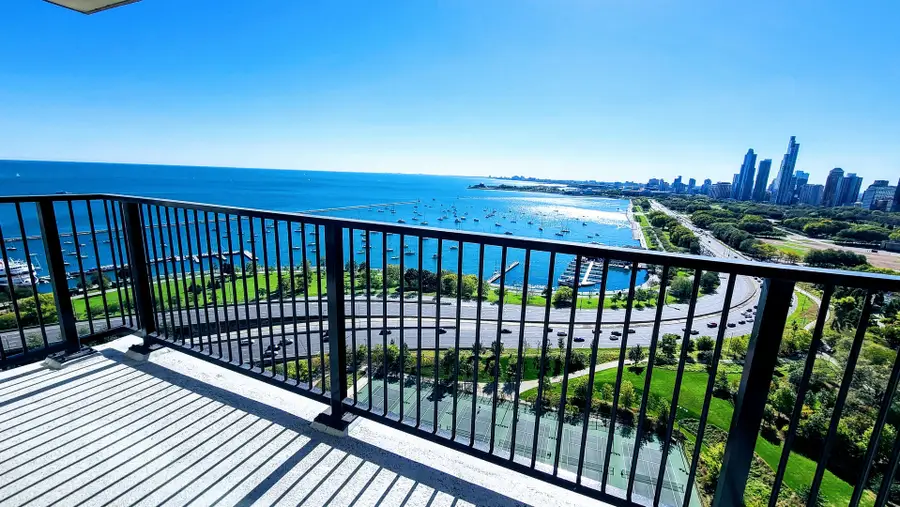 400 E Randolph Street #2417, Chicago, IL 60601 - #2