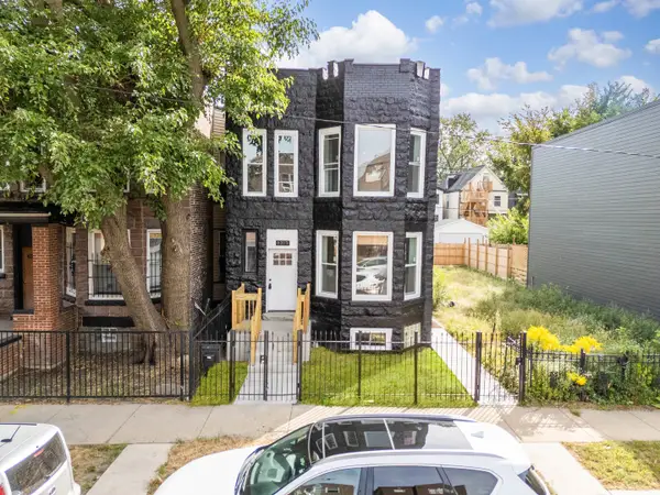 6317 S Eberhart Avenue, Chicago, IL 60637