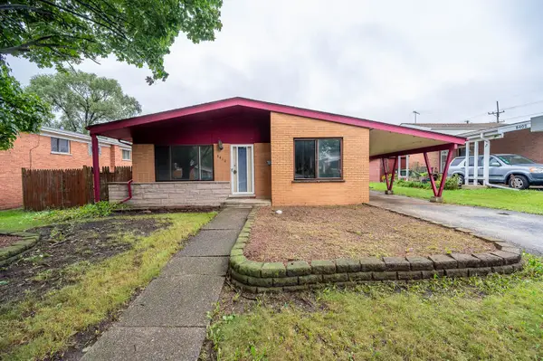 8410 W Bruce Drive, Niles, IL 60714