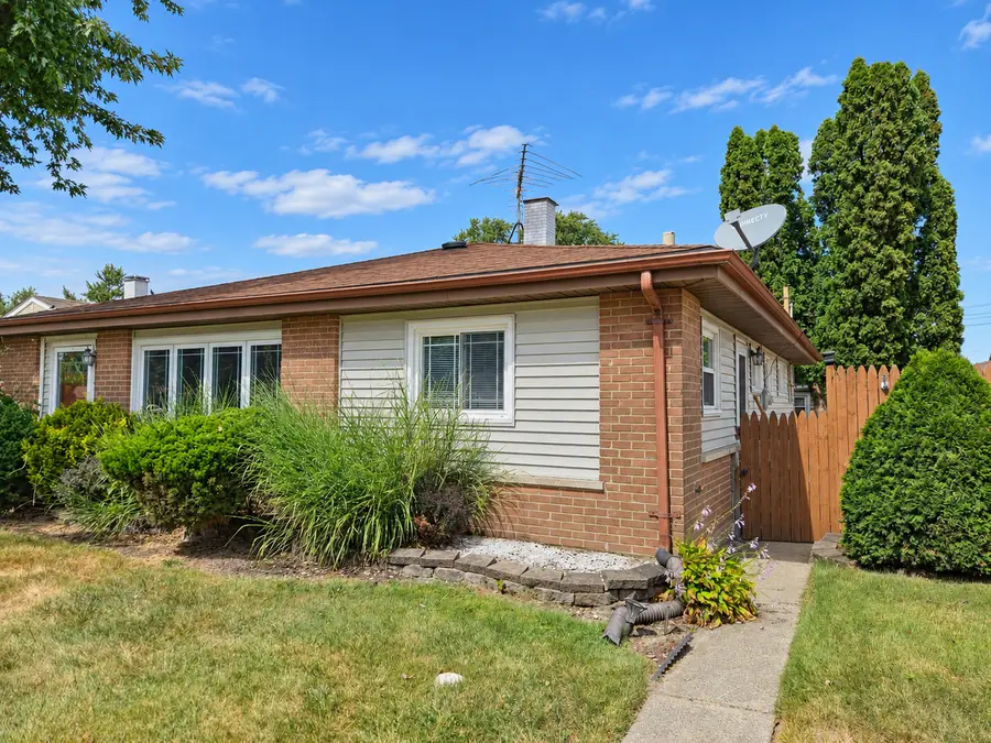 660 163rd Street, Calumet City, IL 60409 - #3
