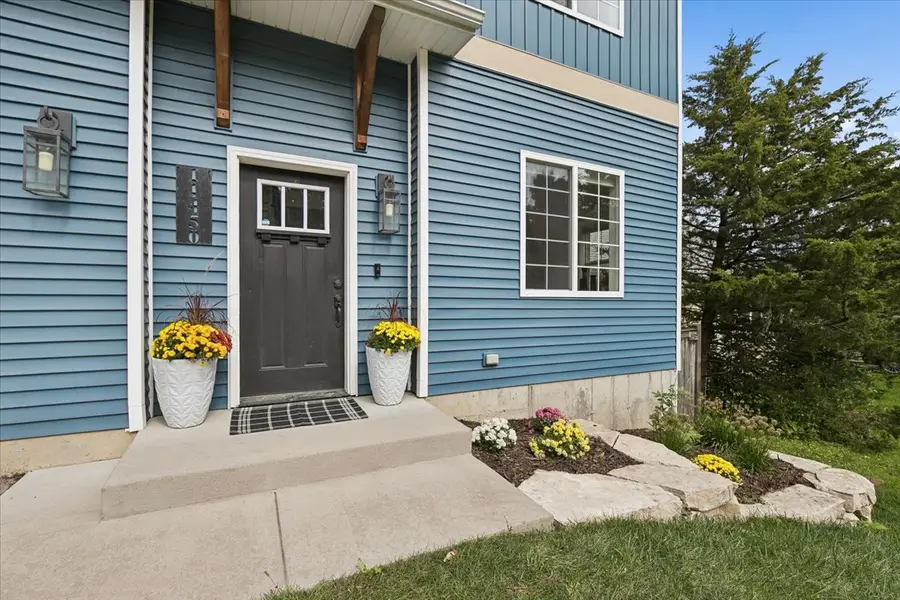 226 Juneway Terrace, Lake Bluff, IL 60044 - #2
