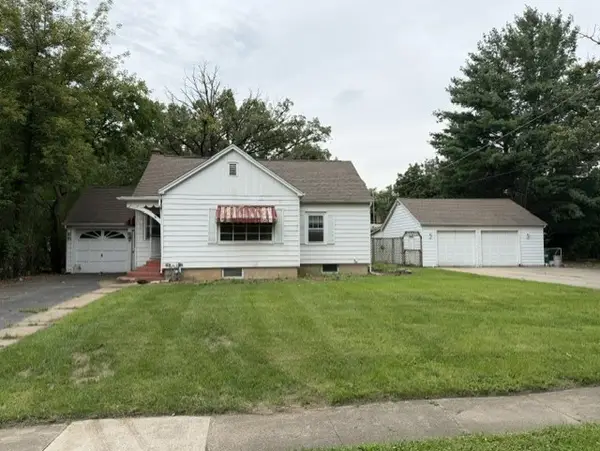 3904 Grove Avenue, McHenry, IL 60050