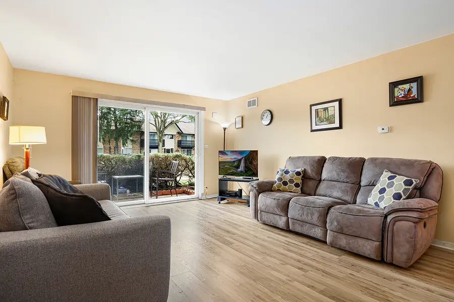 5 Kingery Quarter #5-104, Willowbrook, IL 60527 - #3