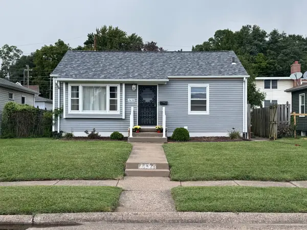 2652 Whitewood Avenue, Davenport, IA 52802