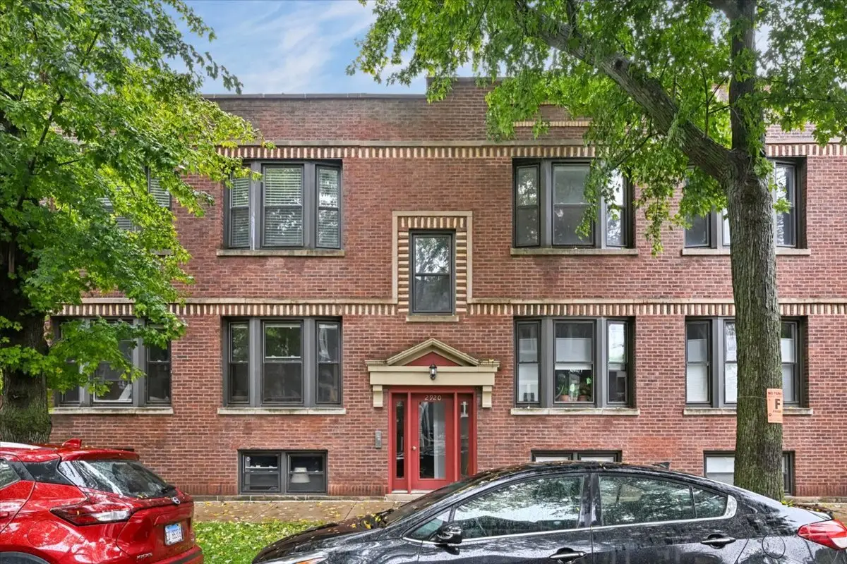 2920 W Berteau Avenue #2, Chicago, IL 60618 - #1
