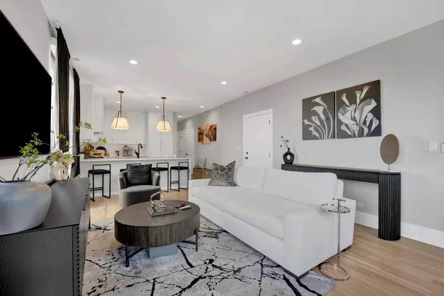 1833 N Larrabee Street #2, Chicago, IL 60614 - #2