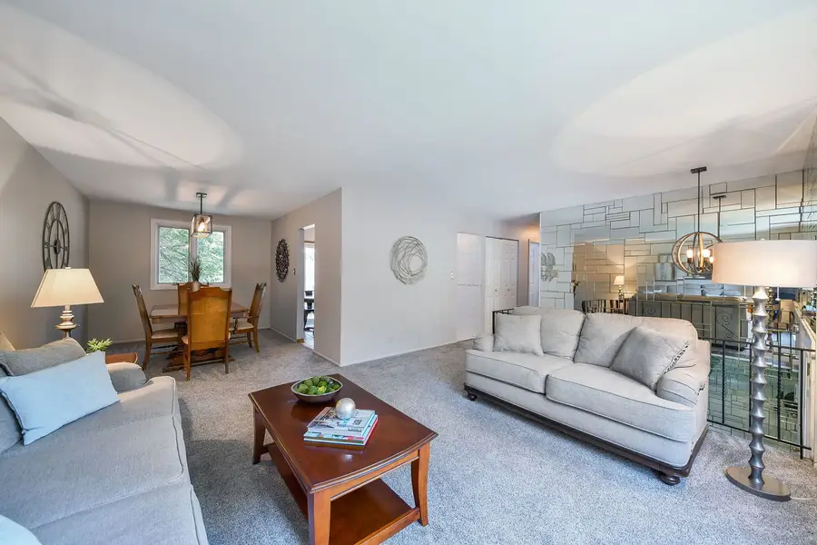 2287 Durham Drive, Wheaton, IL 60189 - #3