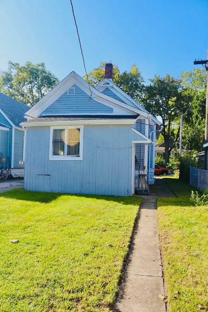 2332 Desplaines Street, Blue Island, IL 60406 - #3