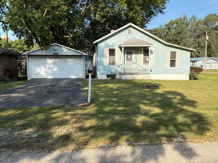 203 S Fuller Street, Kenney, IL 61749 - #3