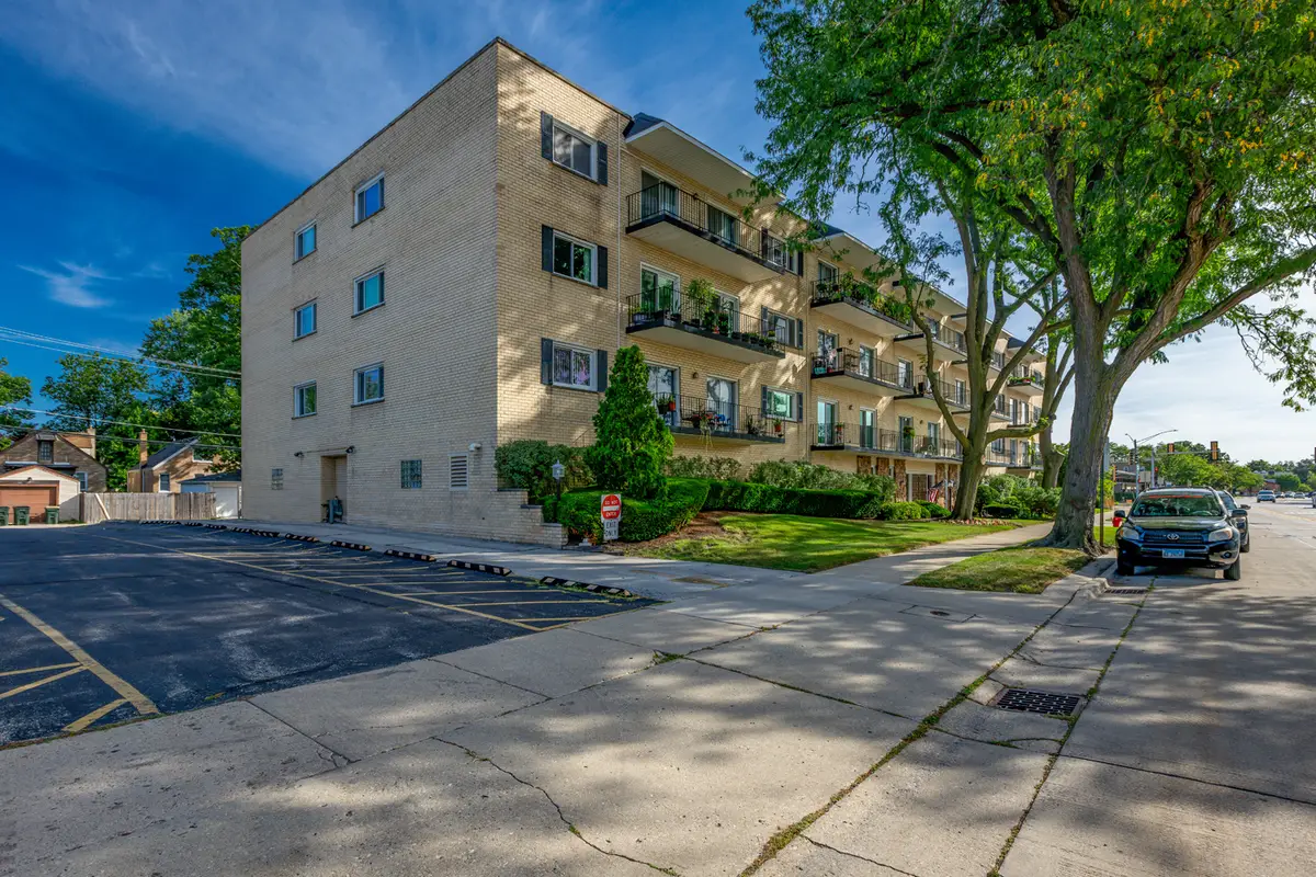 6020 Lincoln Avenue #307, Morton Grove, IL 60053 - #1