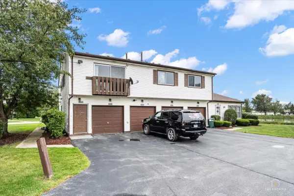 20203 S Fairwood Court #D, Frankfort, IL 60423