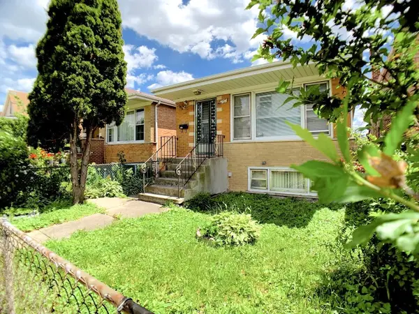 3451 W 38th Street, Chicago, IL 60632