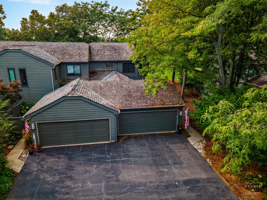 320 Oak Hill Road, Lake Barrington, IL 60010 - #2