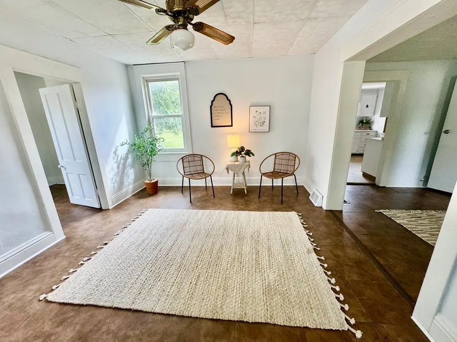 410 SW 2nd Street, Aledo, IL 61231 - #3