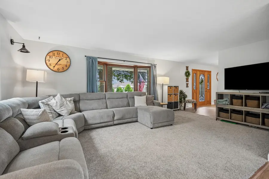 4200 Tanglewood Road, Bettendorf, IA 52722 - #3