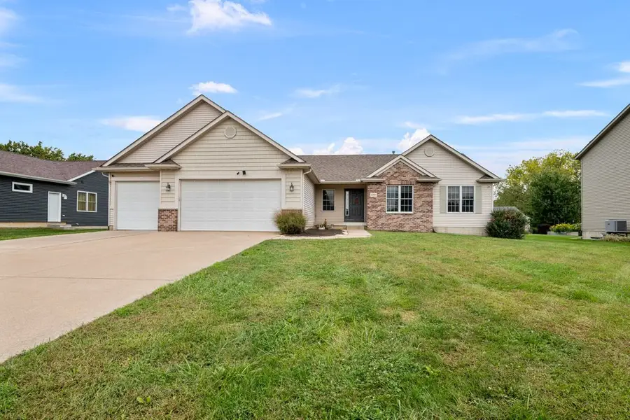 1301 9th Avenue, Rapids City, IL 61275 - #2