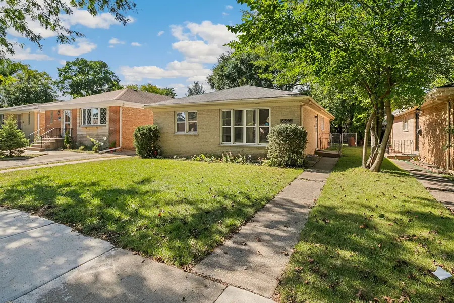 8646 Gross Point Road, Skokie, IL 60077 - #3