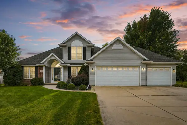 834 Stone Church Lane, Geneseo, IL 61254