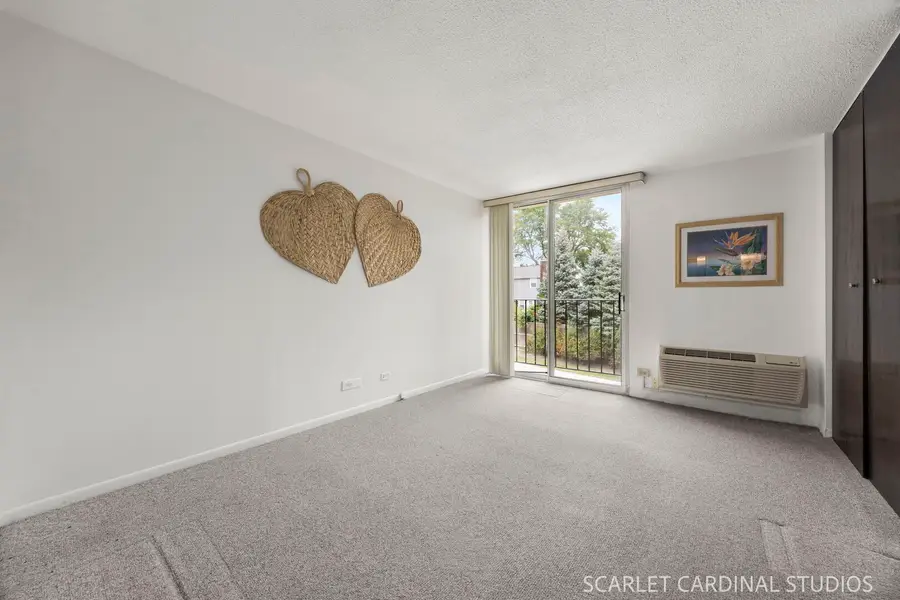 1150 E Jackson Street #2S, Lombard, IL 60148 - #3