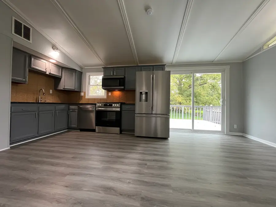 150 Wilson Place, Oswego, IL 60543 - #3