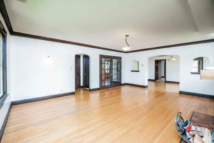 11127 S Homewood Avenue, Chicago, IL 60643 - #2