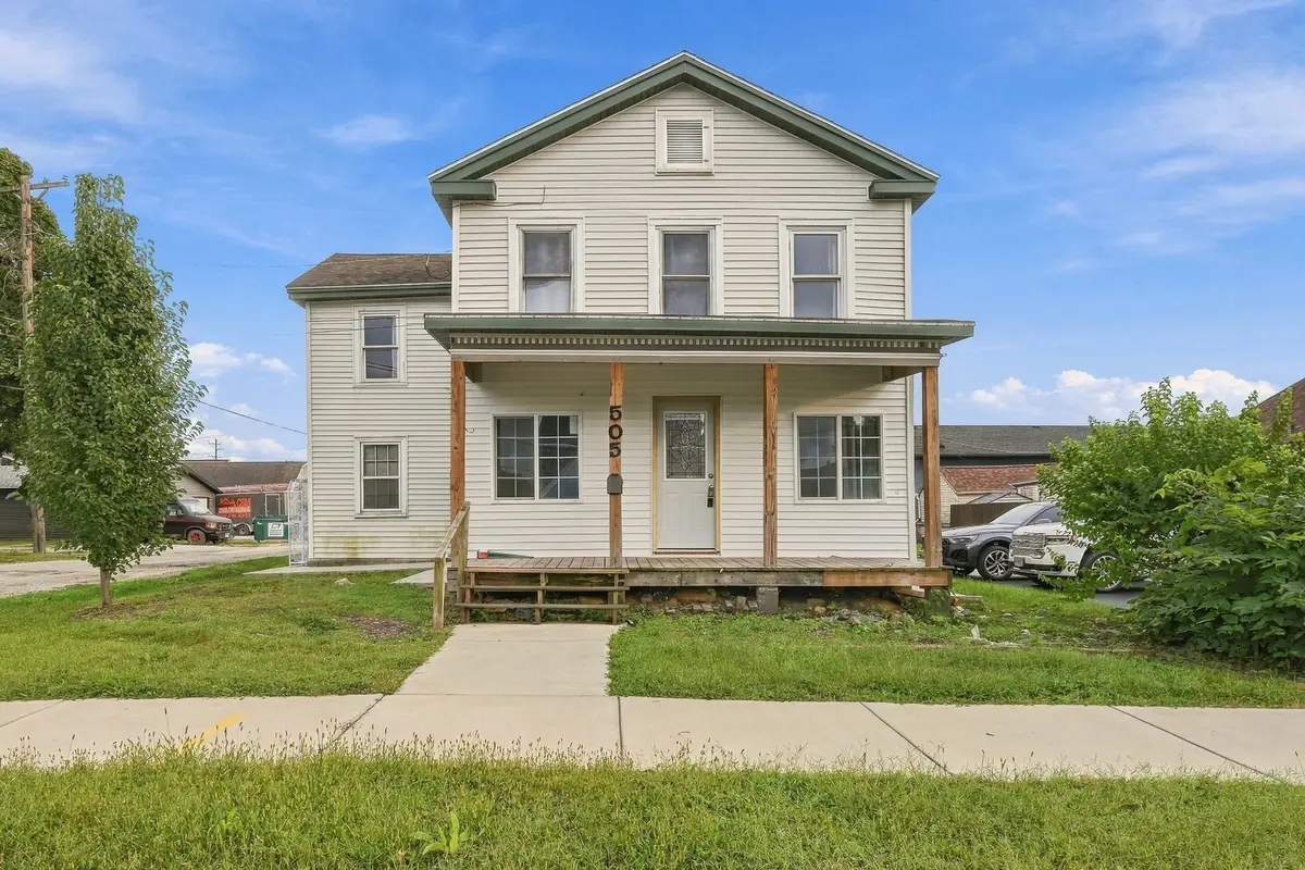 505 E 4th Street, Sterling, IL 61081 - #1