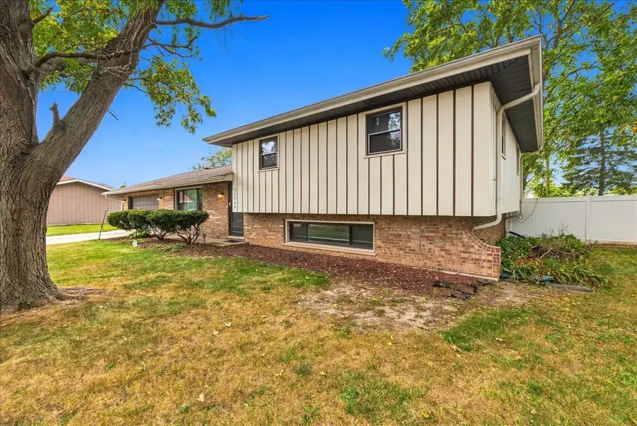 23949 W Plainsman Circle, Plainfield, IL 60586 - #3