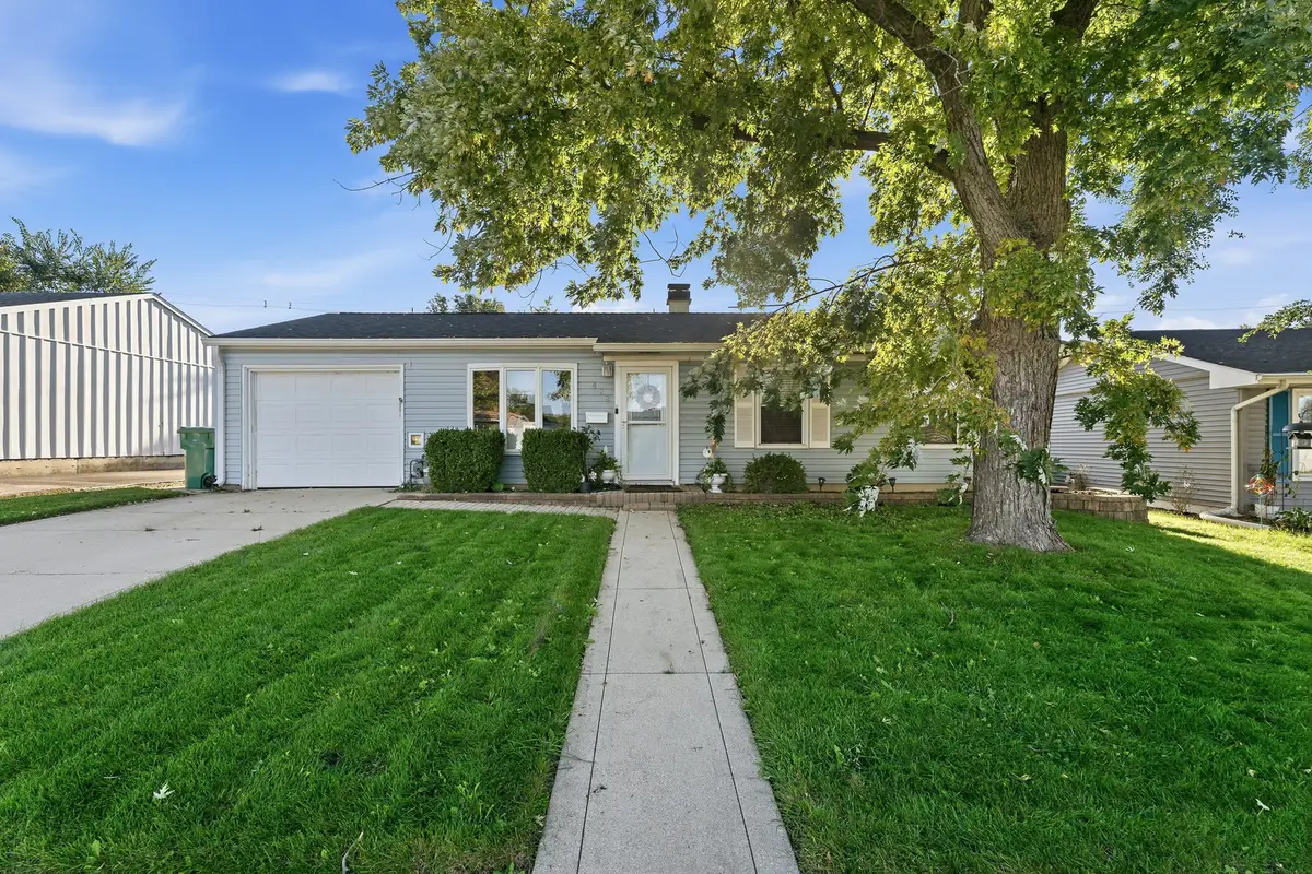 428 Kenyon Avenue, Romeoville, IL 60446 - #1