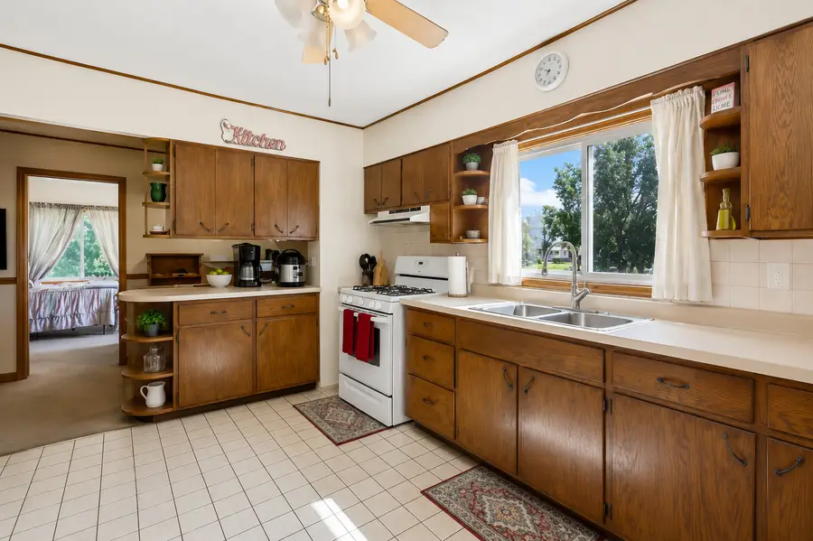 10908 N Myrtle Street, Huntley, IL 60142 - #2