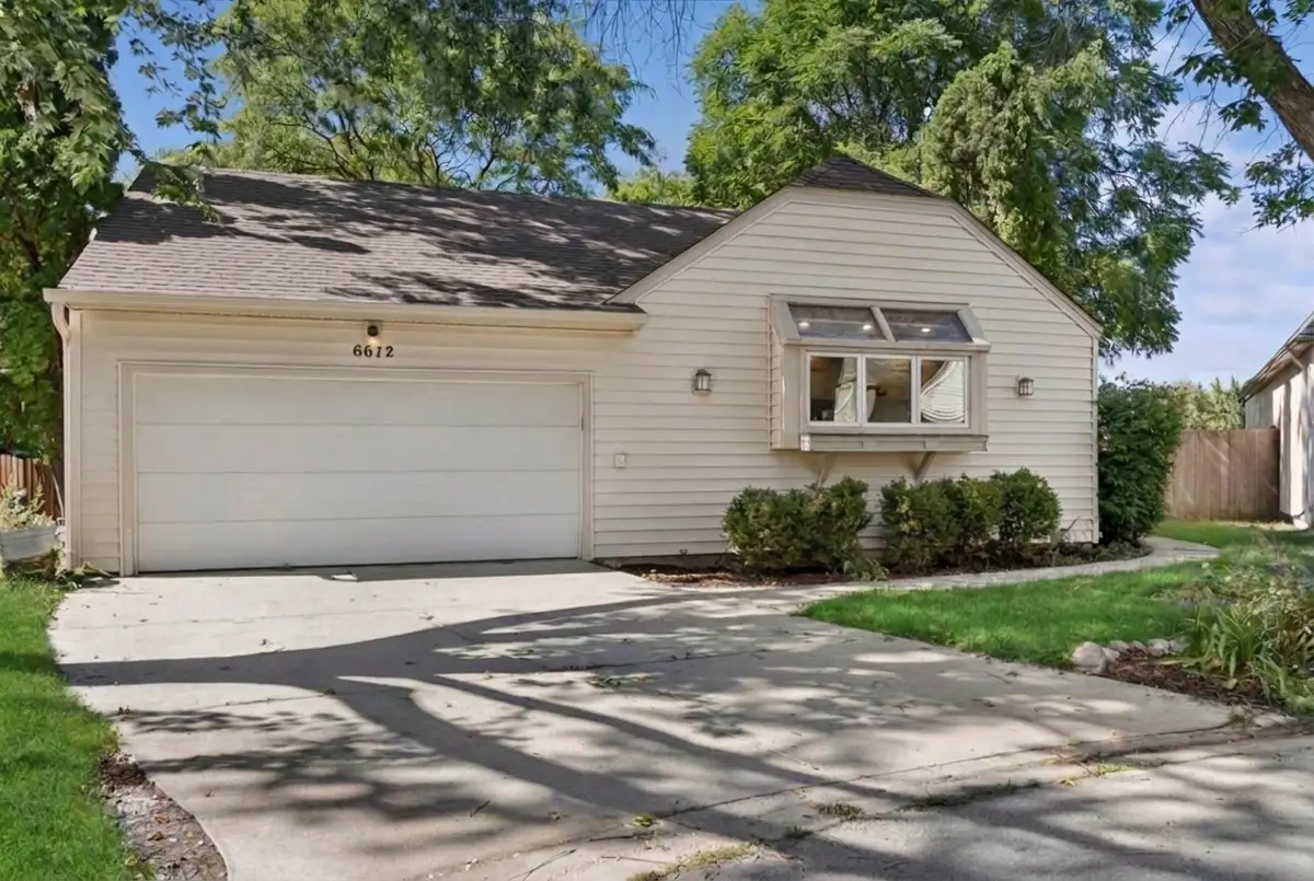 6612 Fernwood Drive, Lisle, IL 60532 - #1